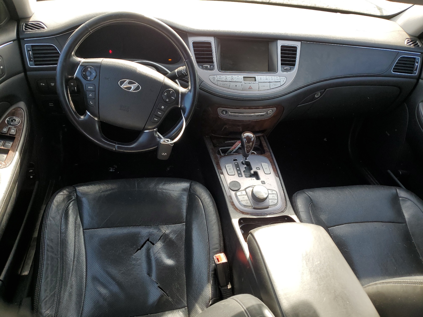 KMHGC4DE1BU121274 2011 Hyundai Genesis 3.8L