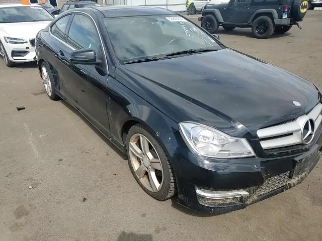 2013 Mercedes-Benz C 250 VIN: WDDGJ4HB2DG043444 Lot: 53839854