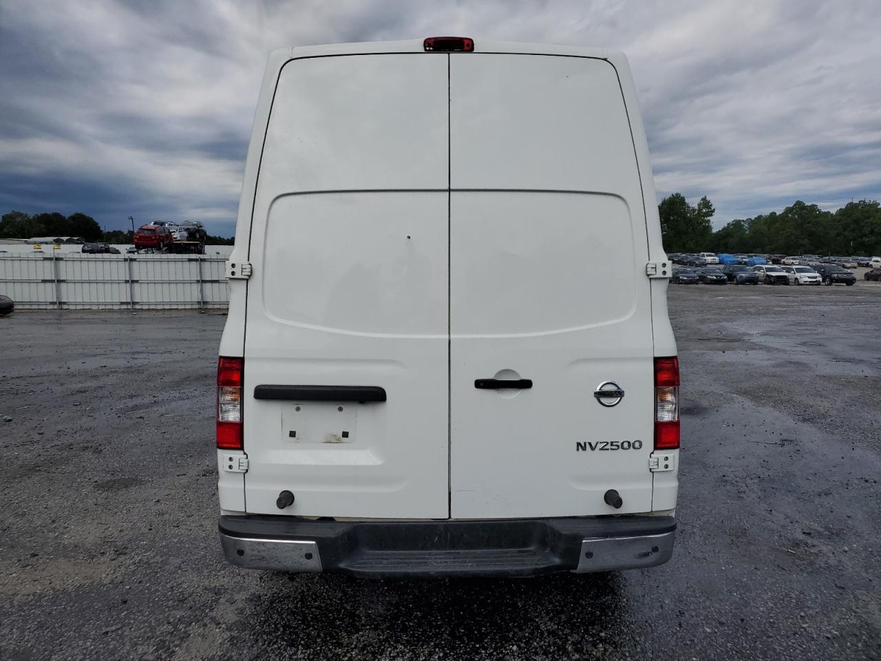 1N6BF0LY6JN813336 2018 Nissan Nv 2500 S