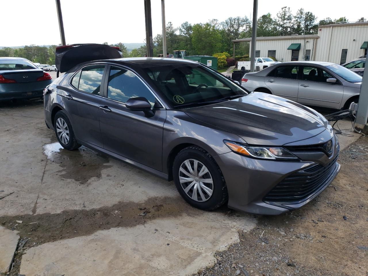 2018 Toyota Camry L VIN: 4T1B11HK9JU625536 Lot: 53135084