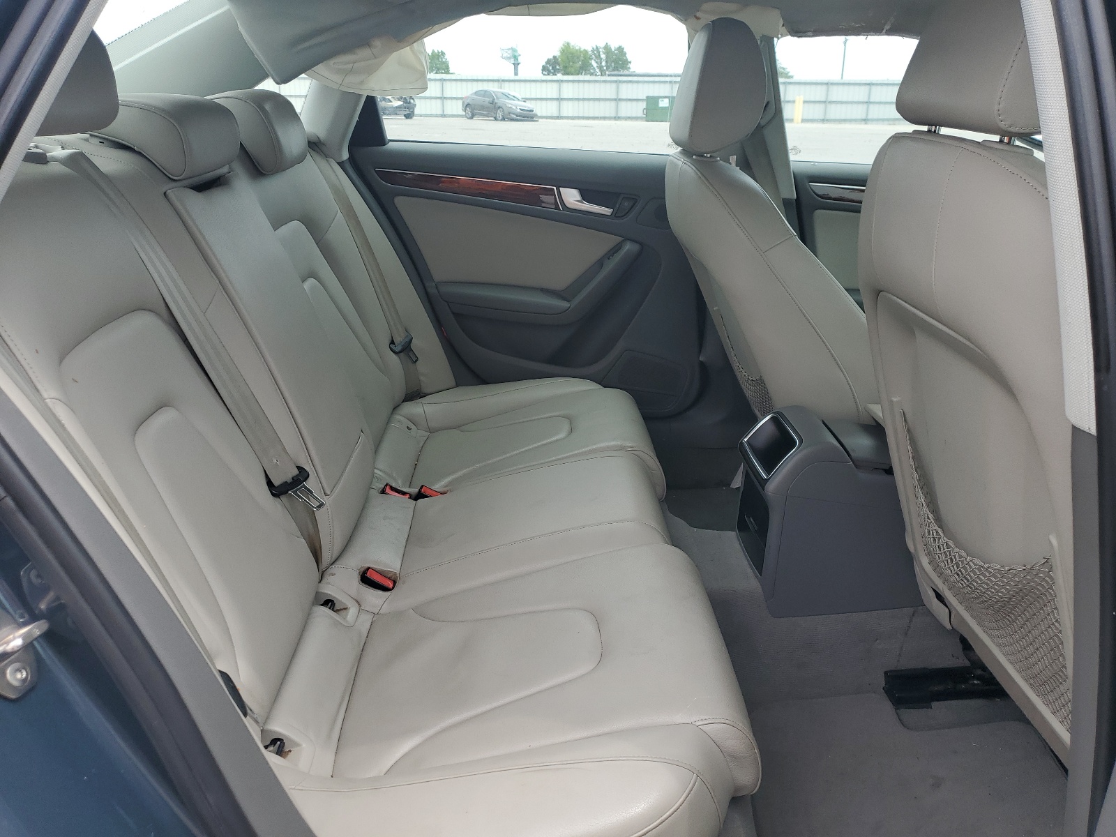 WAUBFAFL6AN027221 2010 Audi A4 Premium