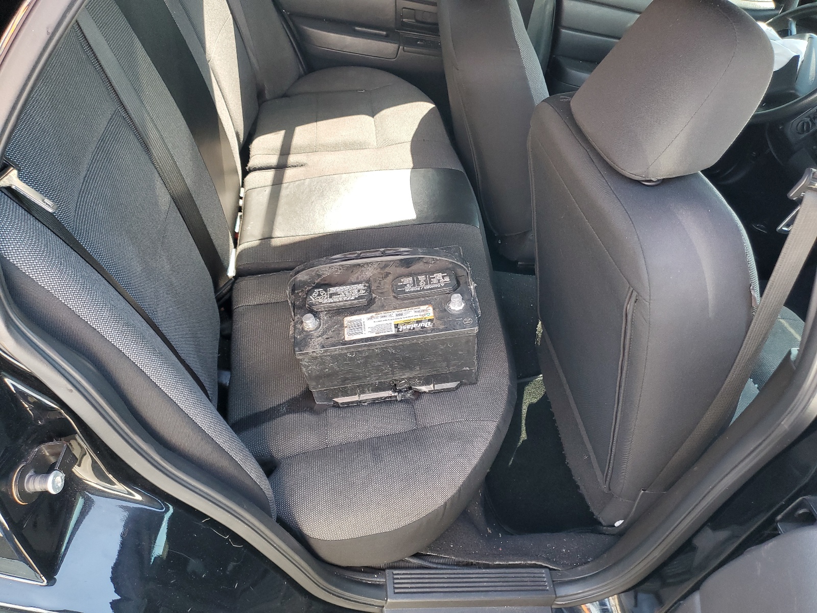 2FAHP71W57X159883 2007 Ford Crown Victoria Police Interceptor