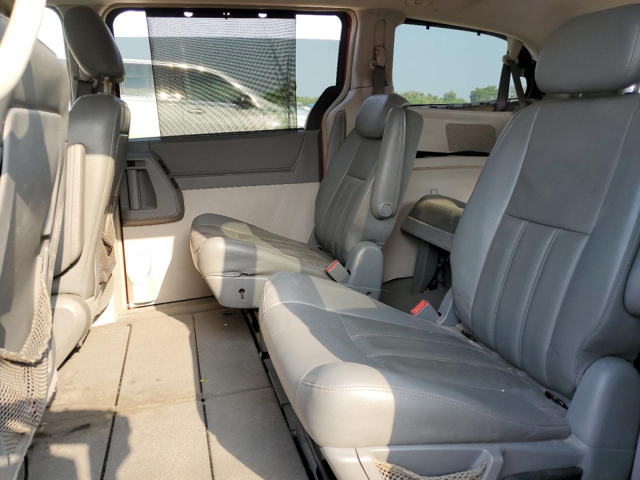 2009 Chrysler Town & Country Touring VIN: 2A8HR54199R594396 Lot: 56105594