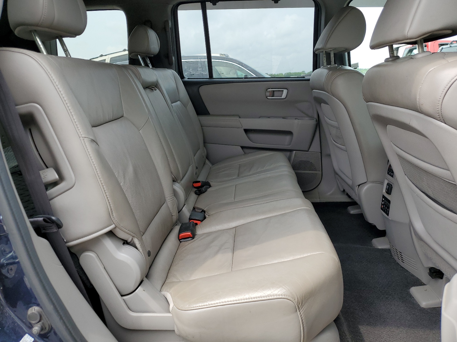 5FNYF4H93AB012691 2010 Honda Pilot Touring