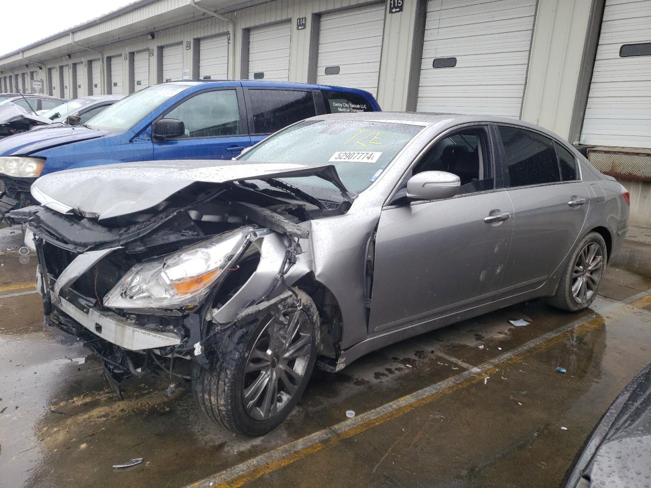 2011 Hyundai Genesis 3.8L VIN: KMHGC4DE2BU138536 Lot: 52907774