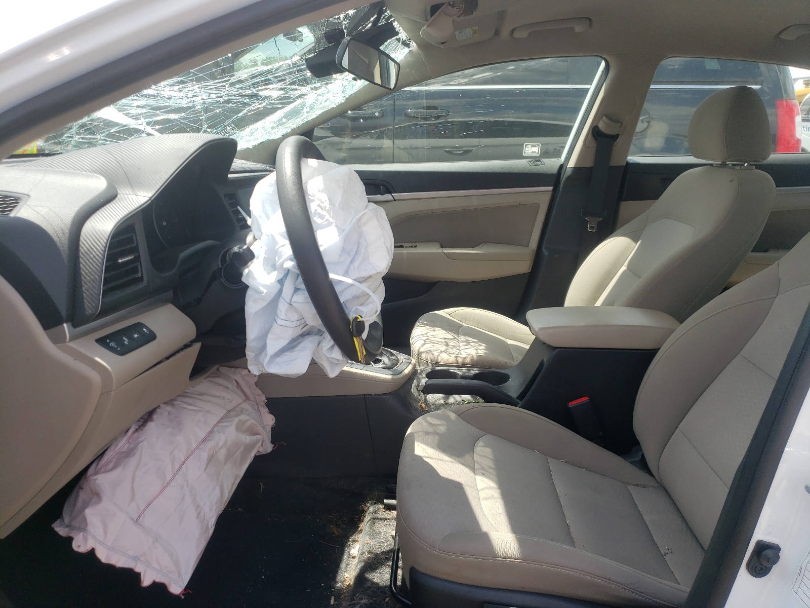 5NPD84LF5KH447978 2019 Hyundai Elantra Sel