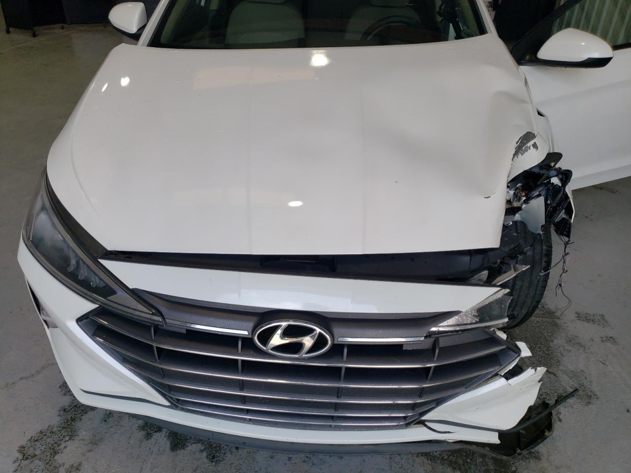 2019 Hyundai Elantra Se VIN: 5NPD74LF9KH485801 Lot: 53754304
