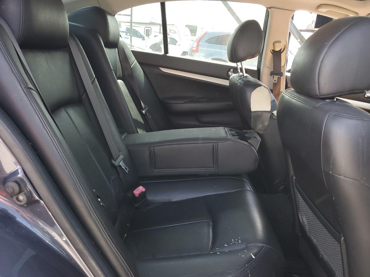 2007 Infiniti G - Image 10