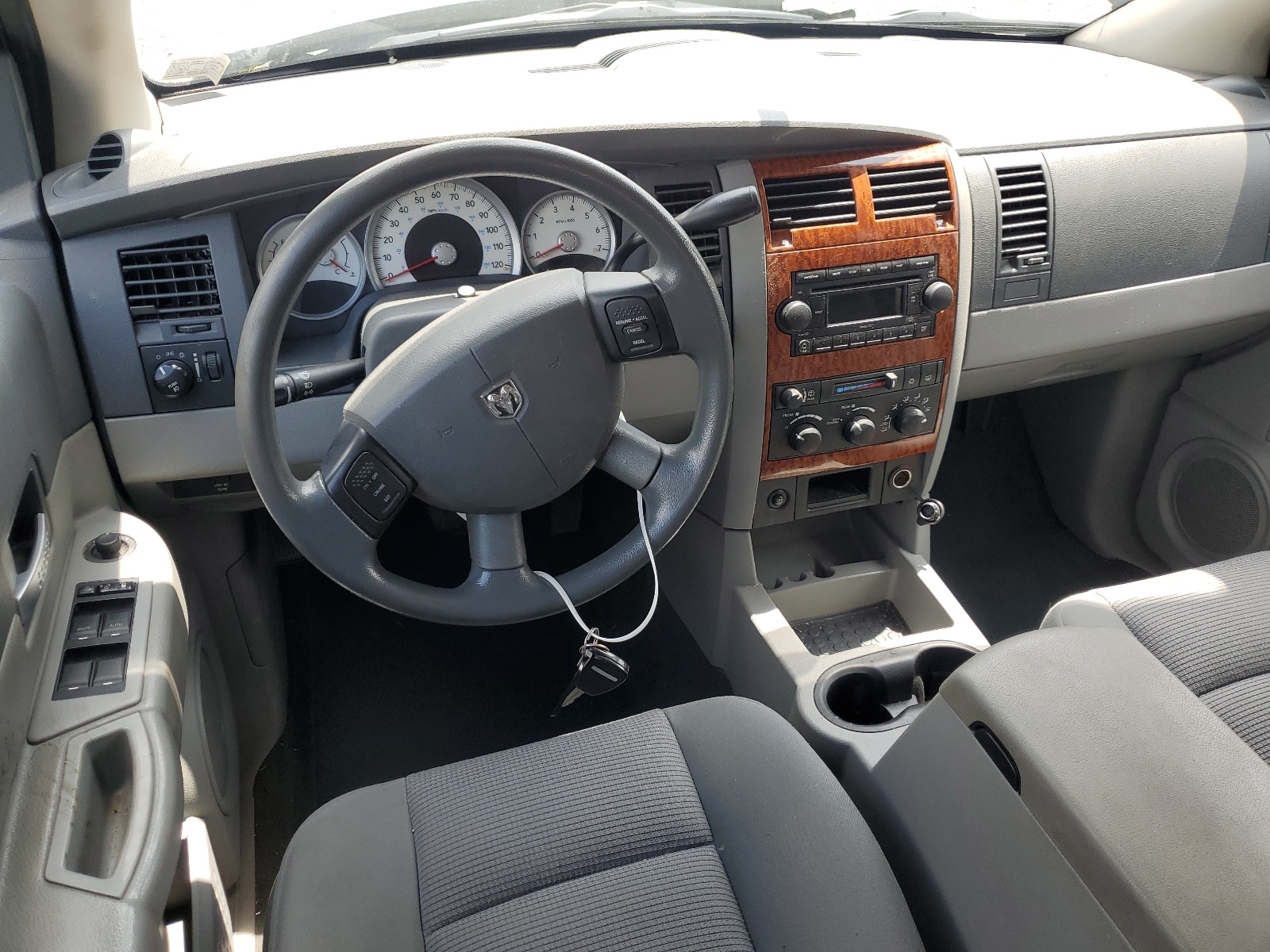 1D8HB48P47F561381 2007 Dodge Durango Slt