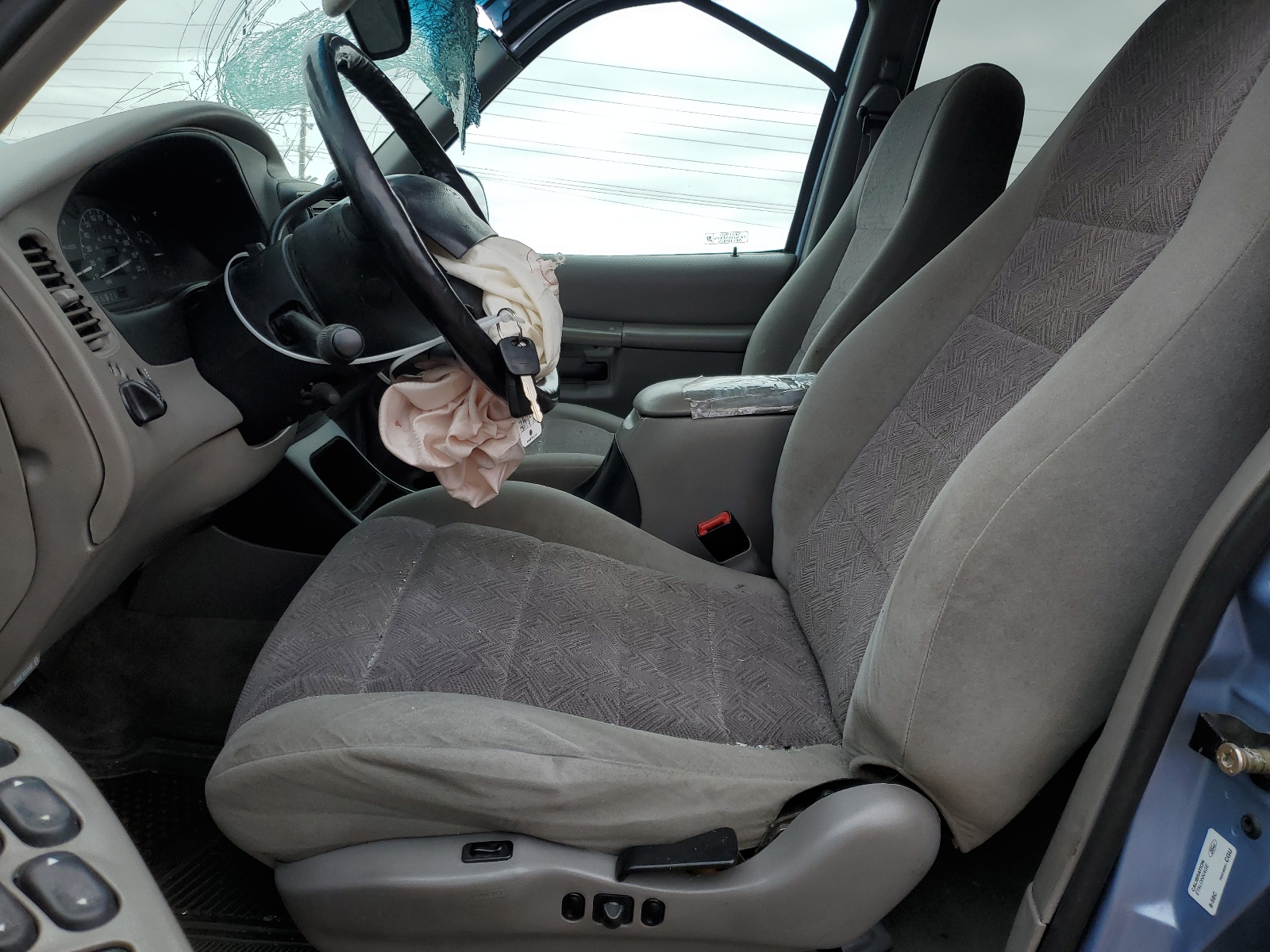 1FMZU34EXWUB75162 1998 Ford Explorer