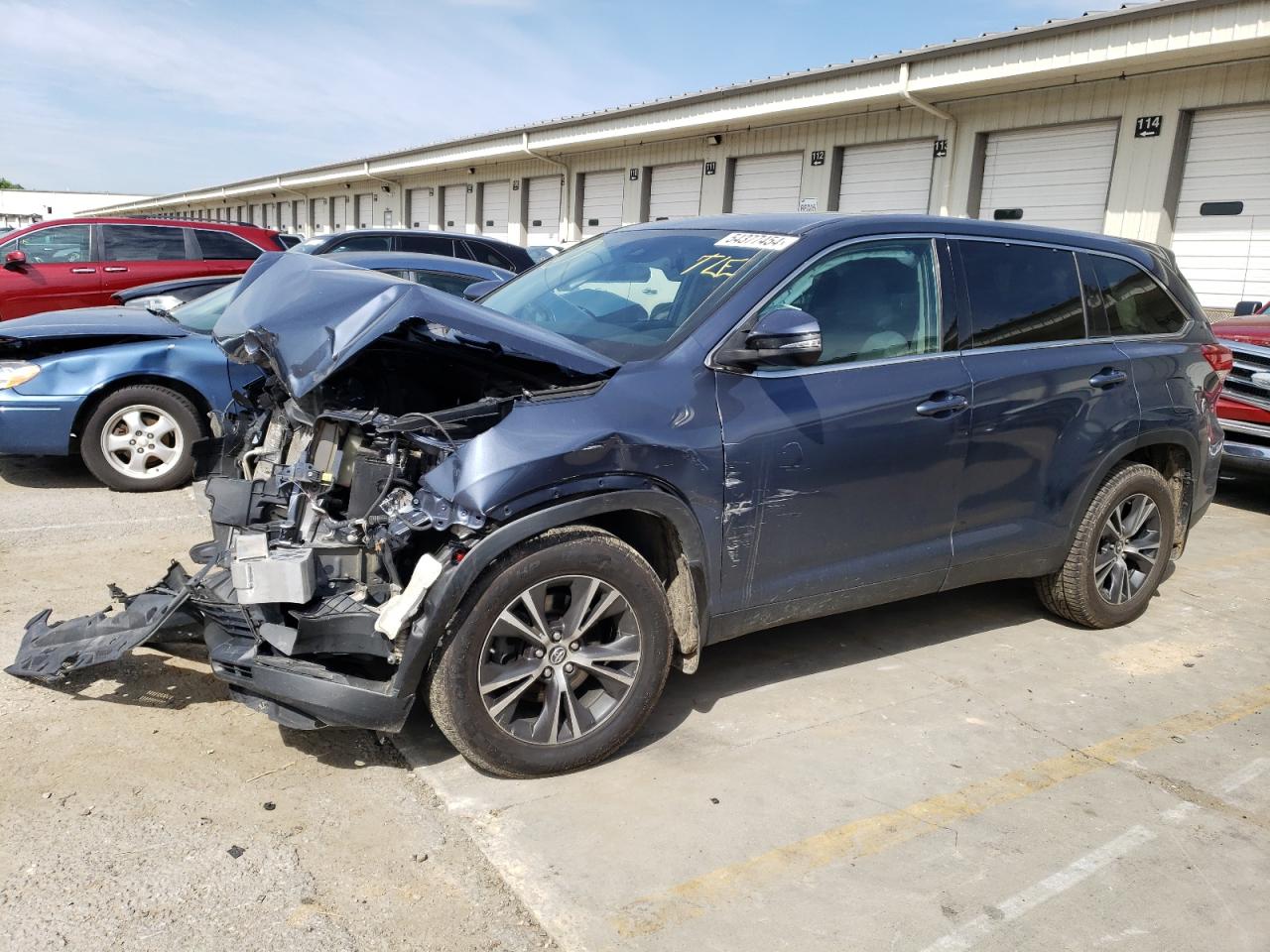 5TDBZRFH4KS962849 2019 TOYOTA HIGHLANDER - Image 1