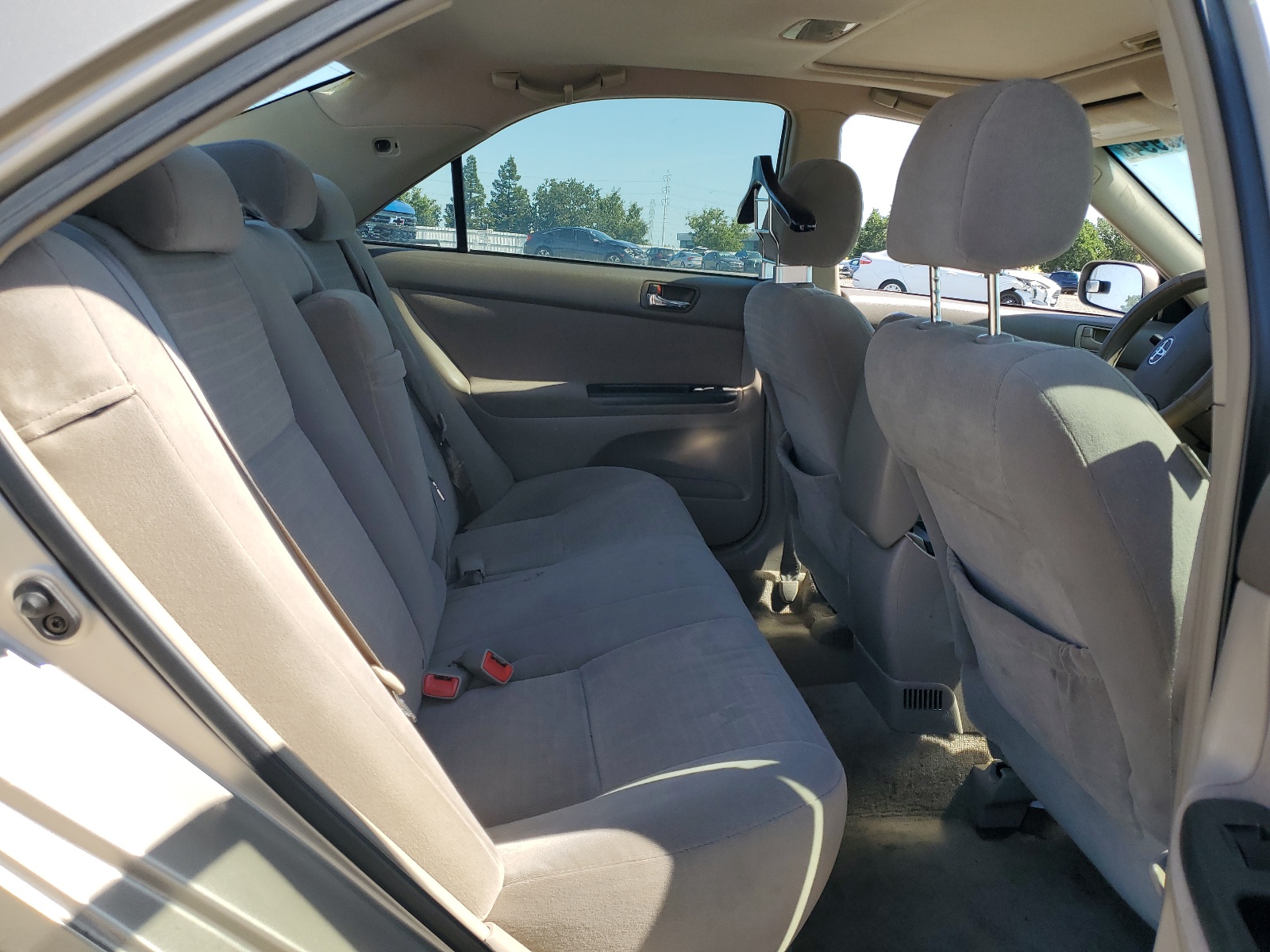 4T1BE30KX5U393448 2005 Toyota Camry Le