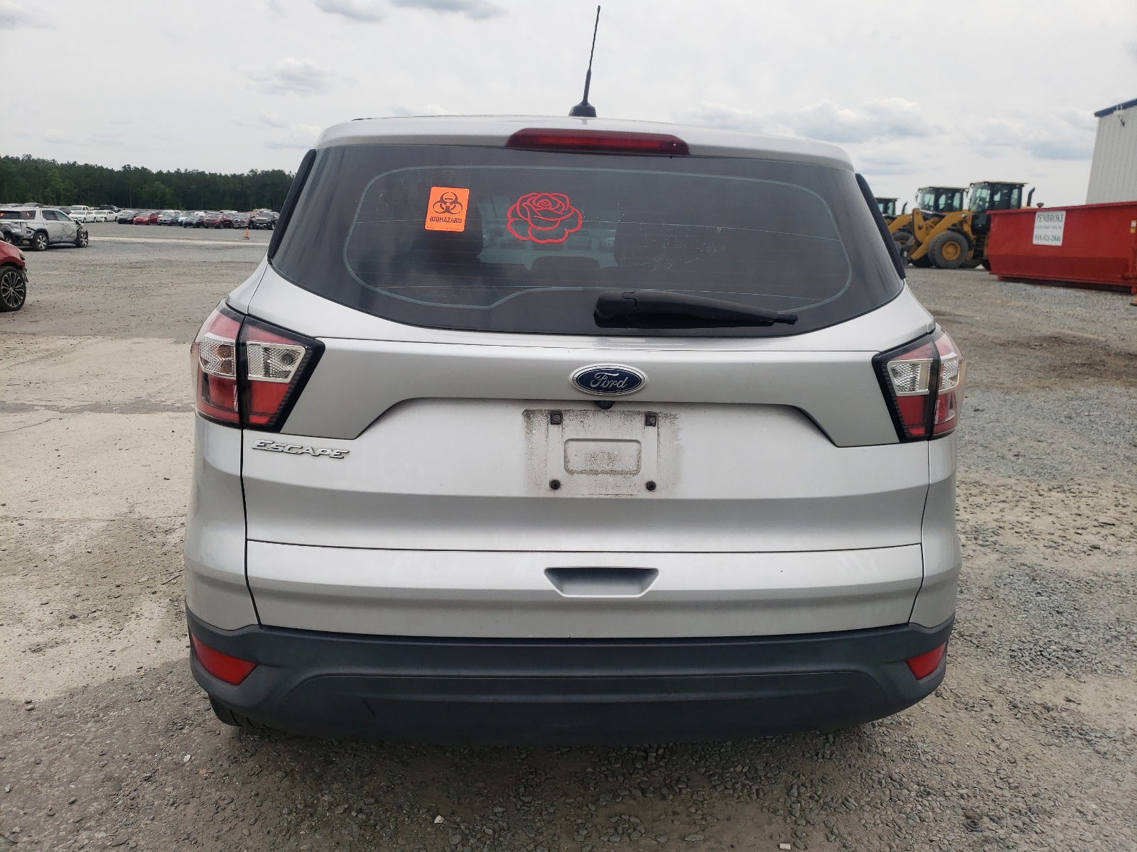 1FMCU0F76JUB03564 2018 Ford Escape S