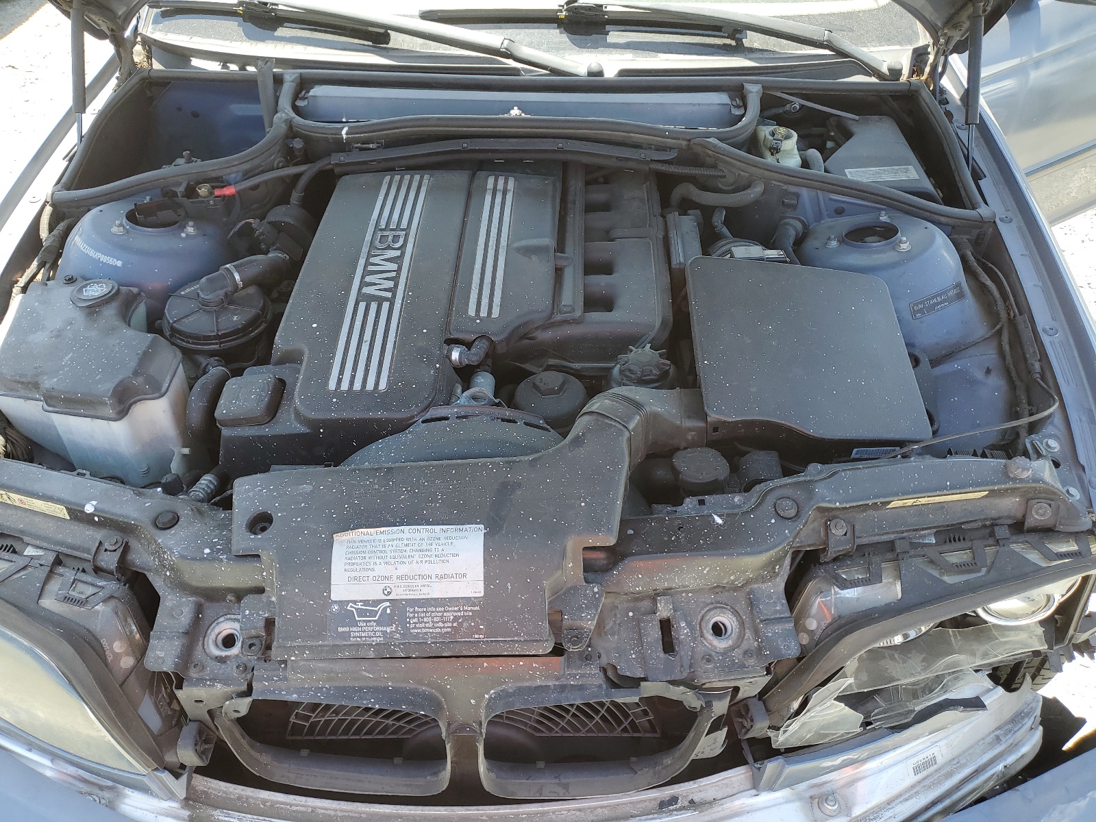 WBAAZ33464KP88560 2004 BMW 325 Is Sulev