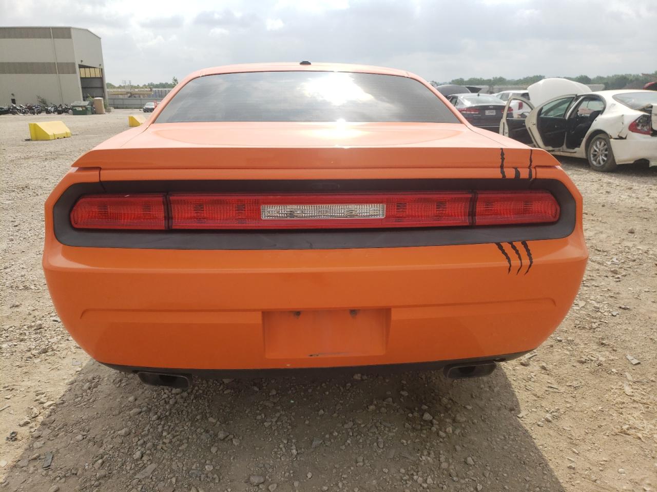 2C3CDYBT7EH209864 2014 Dodge Challenger R/T