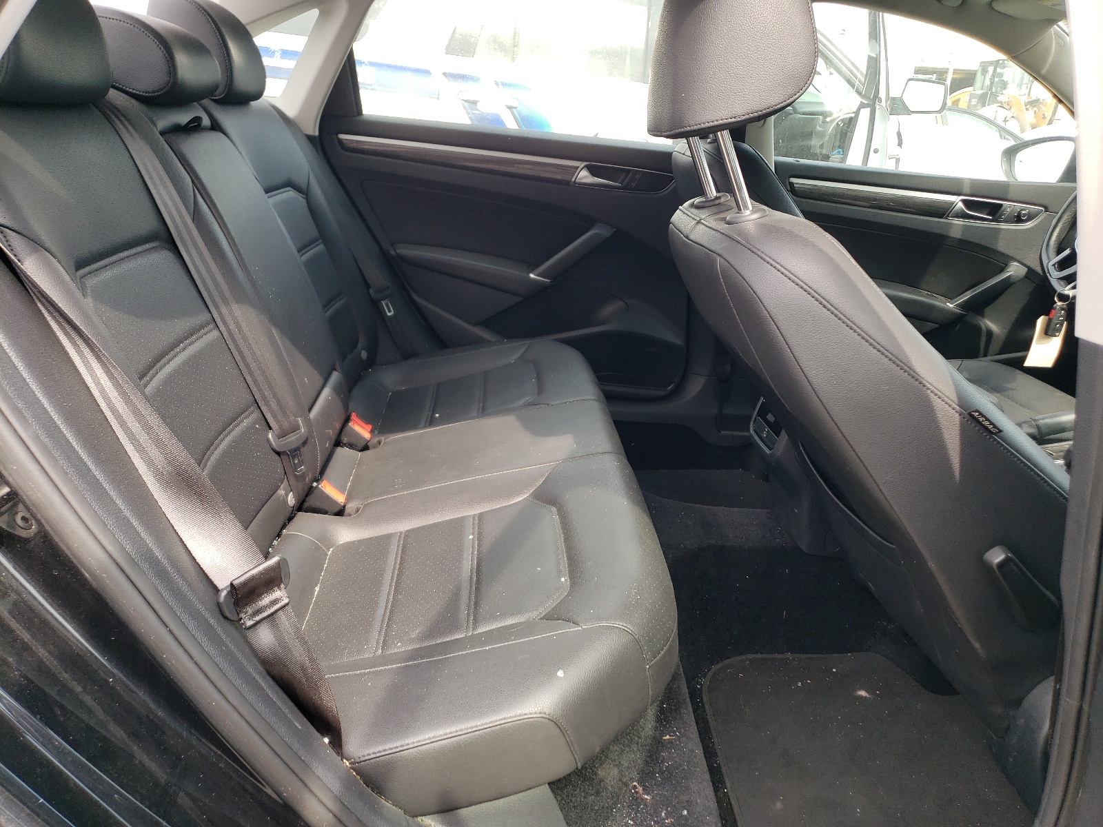 1VWBT7A35HC065760 2017 Volkswagen Passat Se