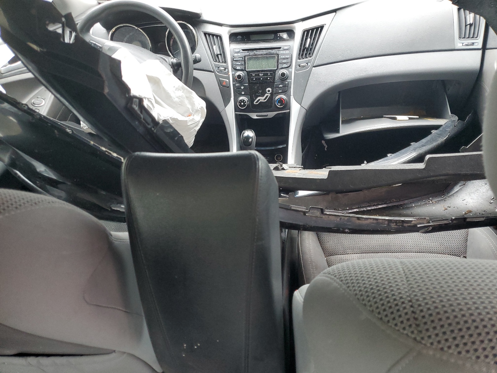 5NPEB4AC2DH664759 2013 Hyundai Sonata Gls