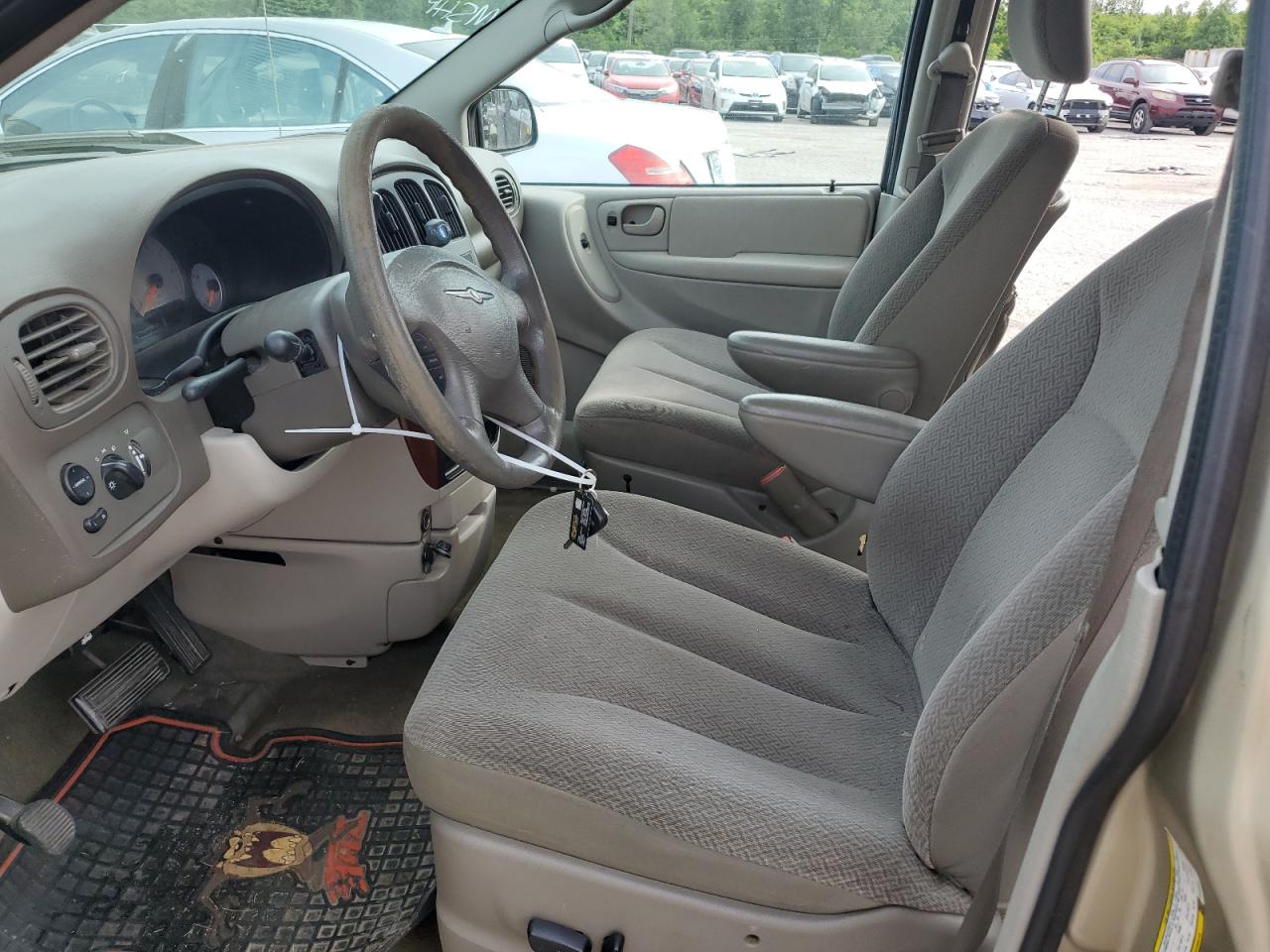 2006 Chrysler Town & Country Lx VIN: 1A4GP44R66B568657 Lot: 57105834