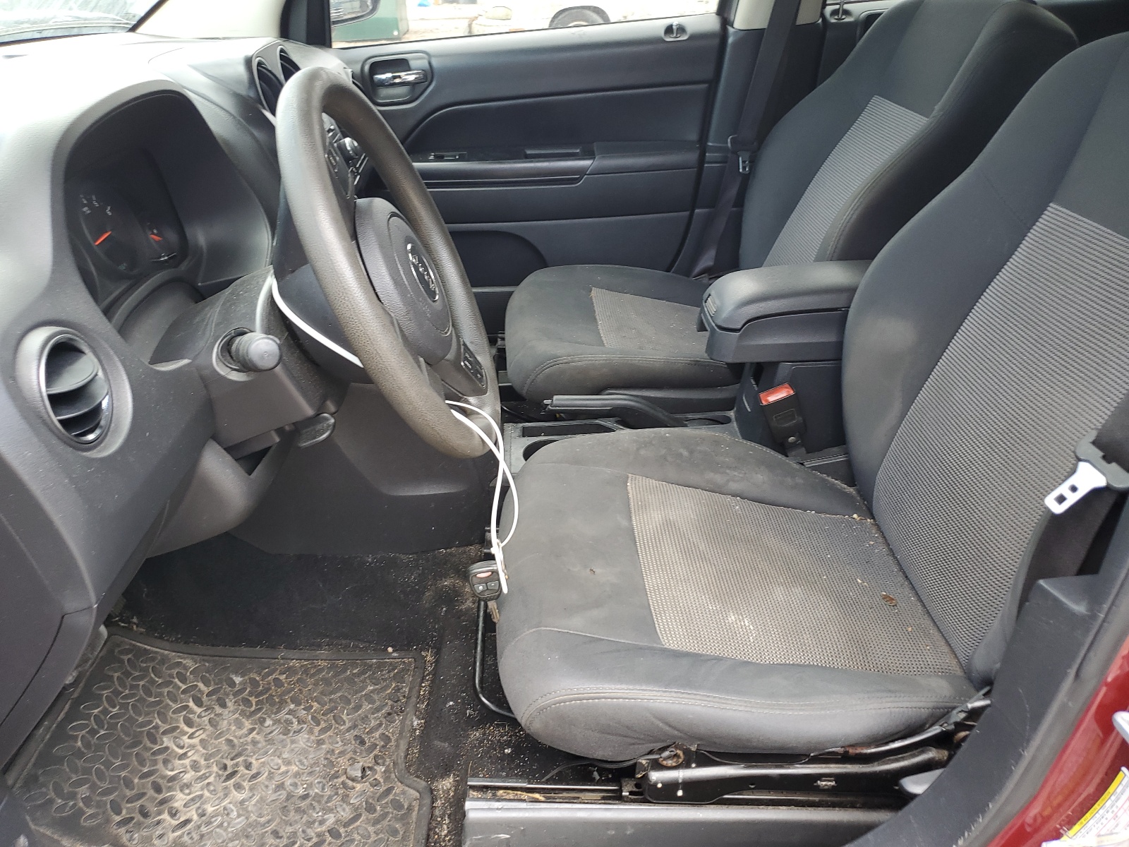 1C4NJCBA6CD573783 2012 Jeep Compass Sport