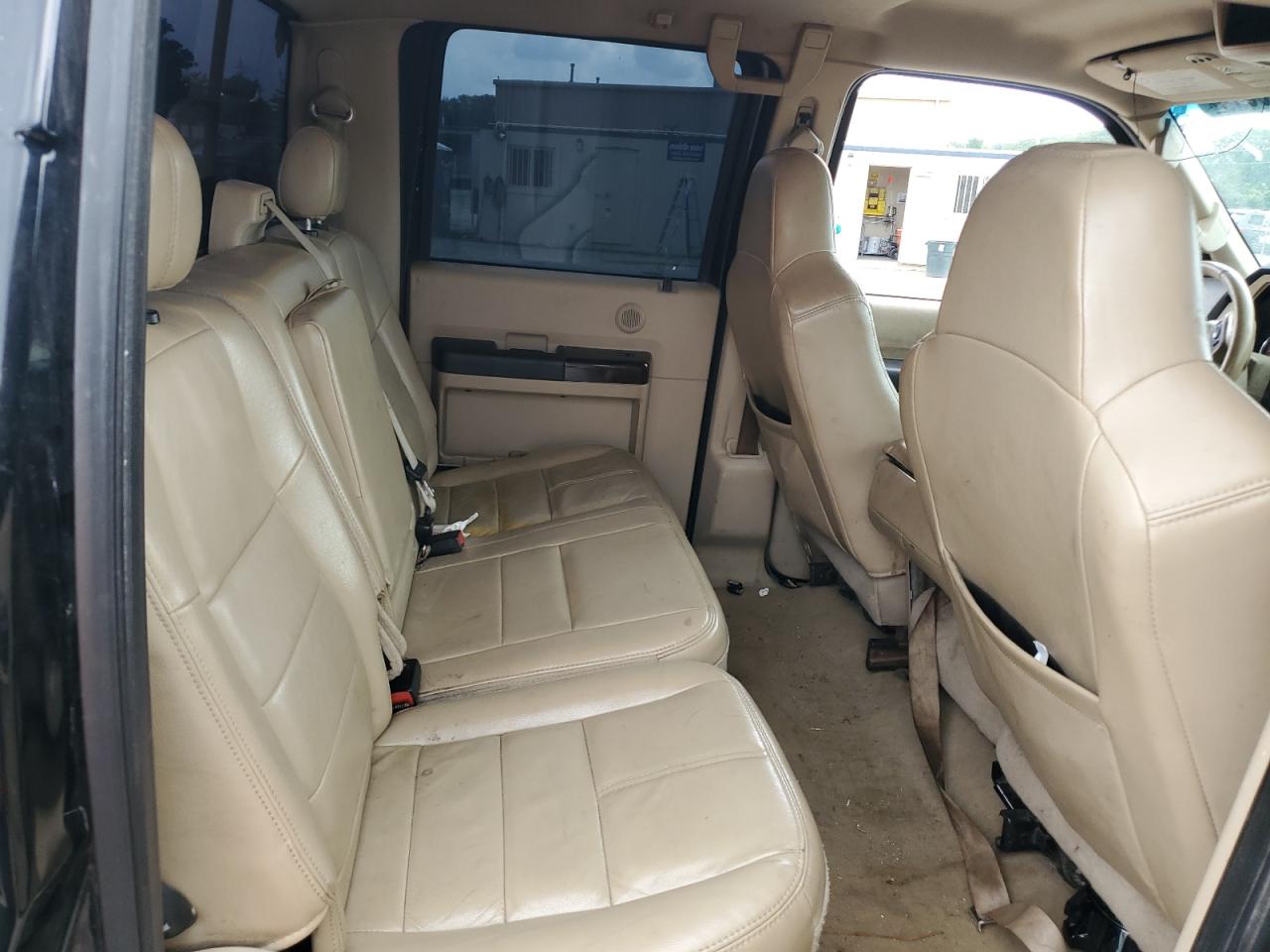 2008 Ford F250 - Image 10