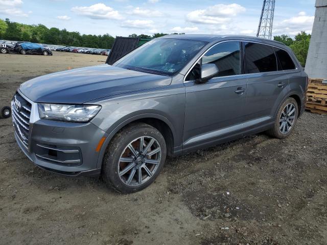 Паркетники AUDI Q7 2017 Серый