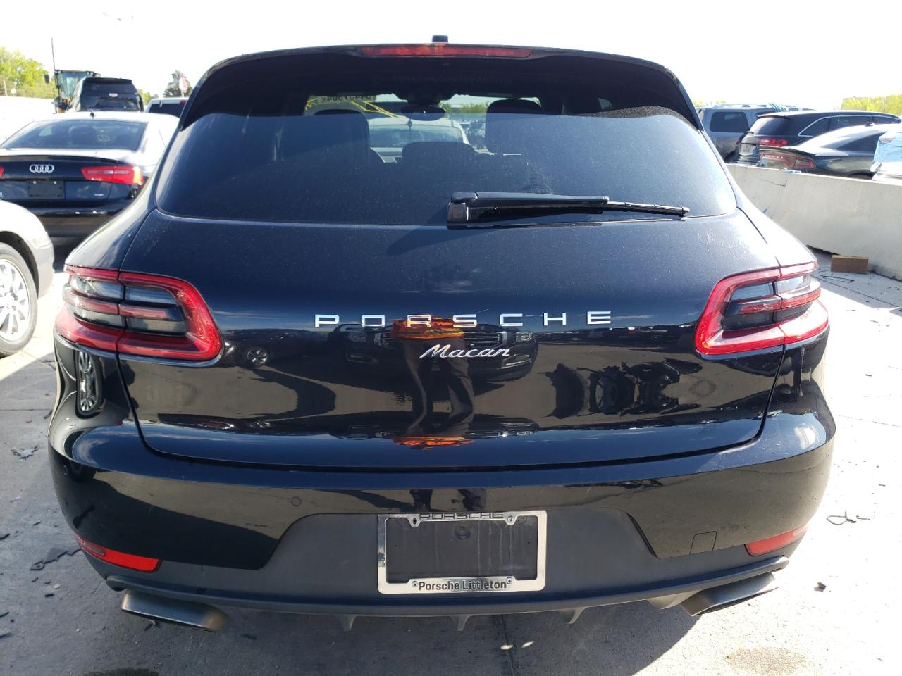 2018 Porsche Macan VIN: WP1AA2A50JLB24193 Lot: 54457304