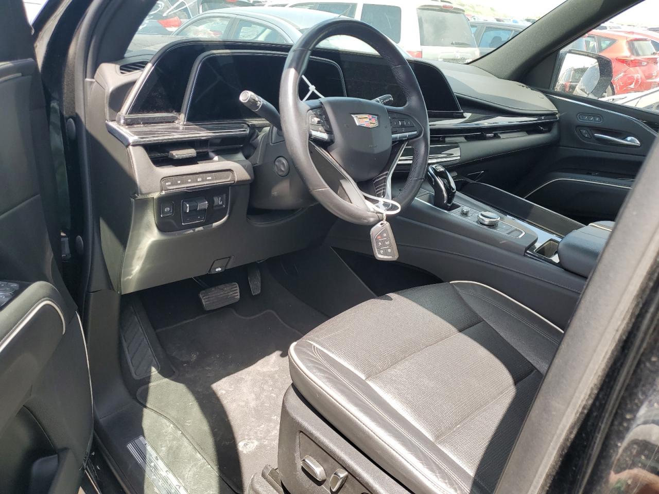 2021 Cadillac Escalade - Image 8