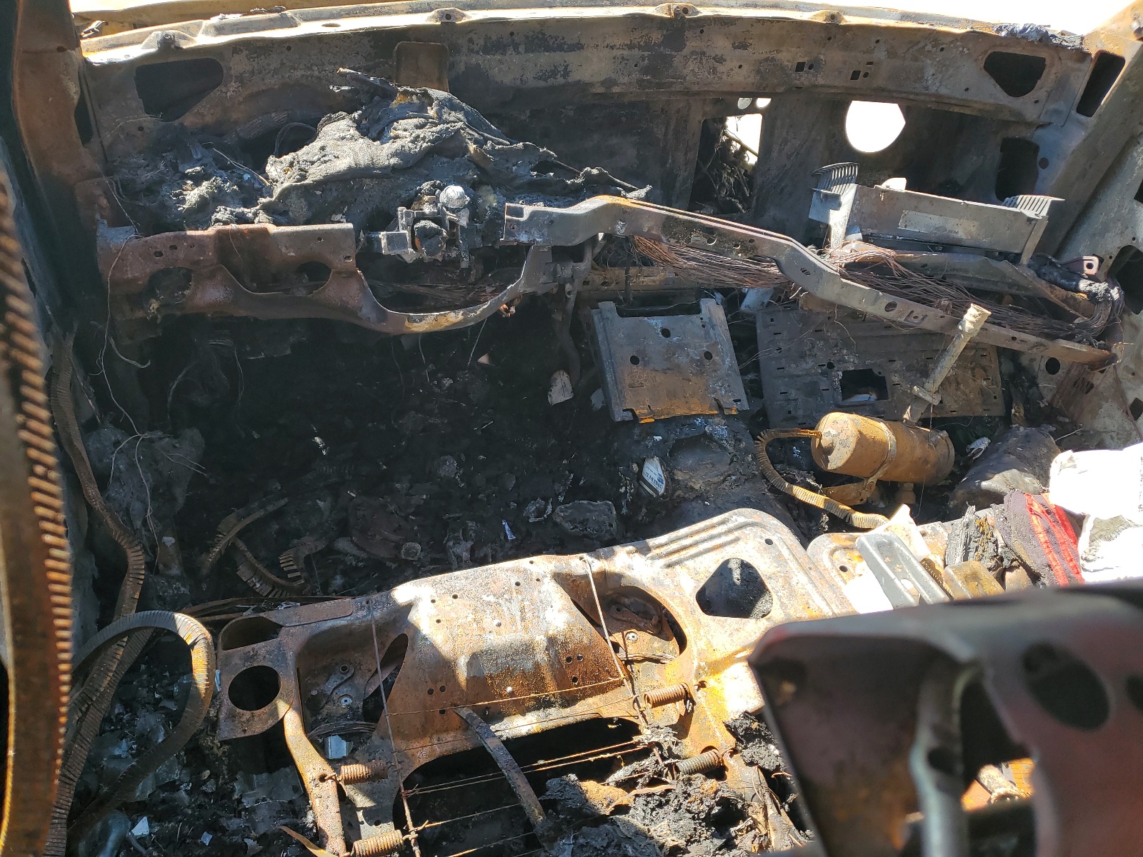 2FAFP74W0WX117445 1998 Ford Crown Victoria Lx