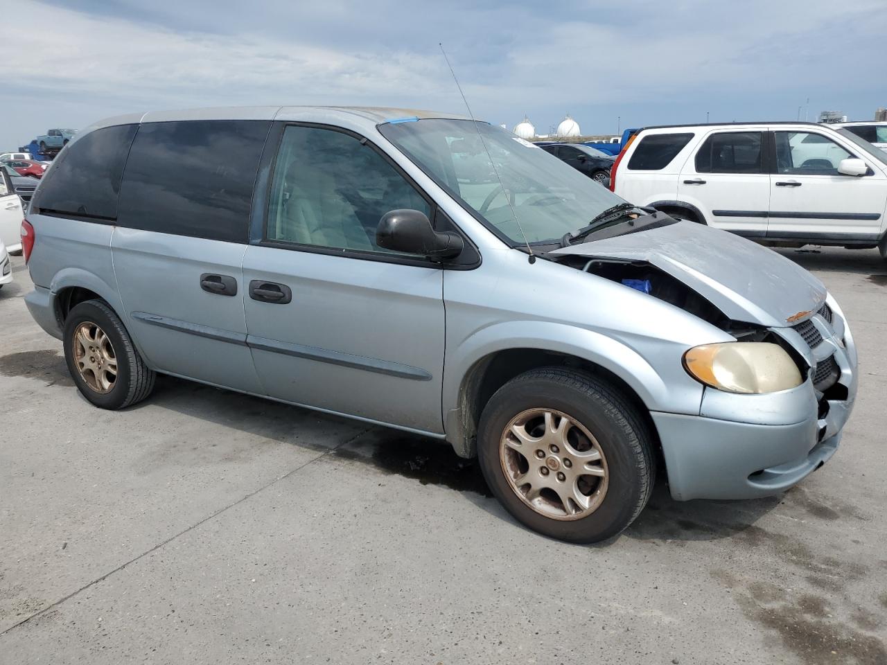 2003 Dodge Caravan - Image 4