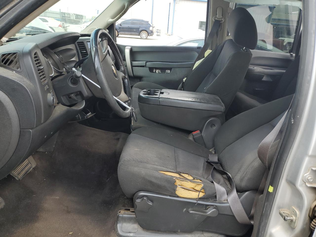2011 Chevrolet Silverado - Image 7