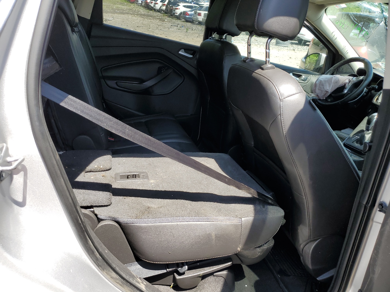 1FMCU9J96GUC49050 2016 Ford Escape Titanium