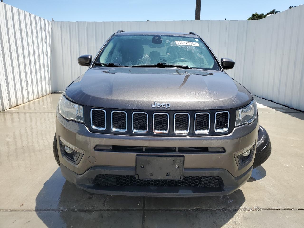 2018 Jeep Compass Latitude VIN: 3C4NJDBB6JT307167 Lot: 56923624