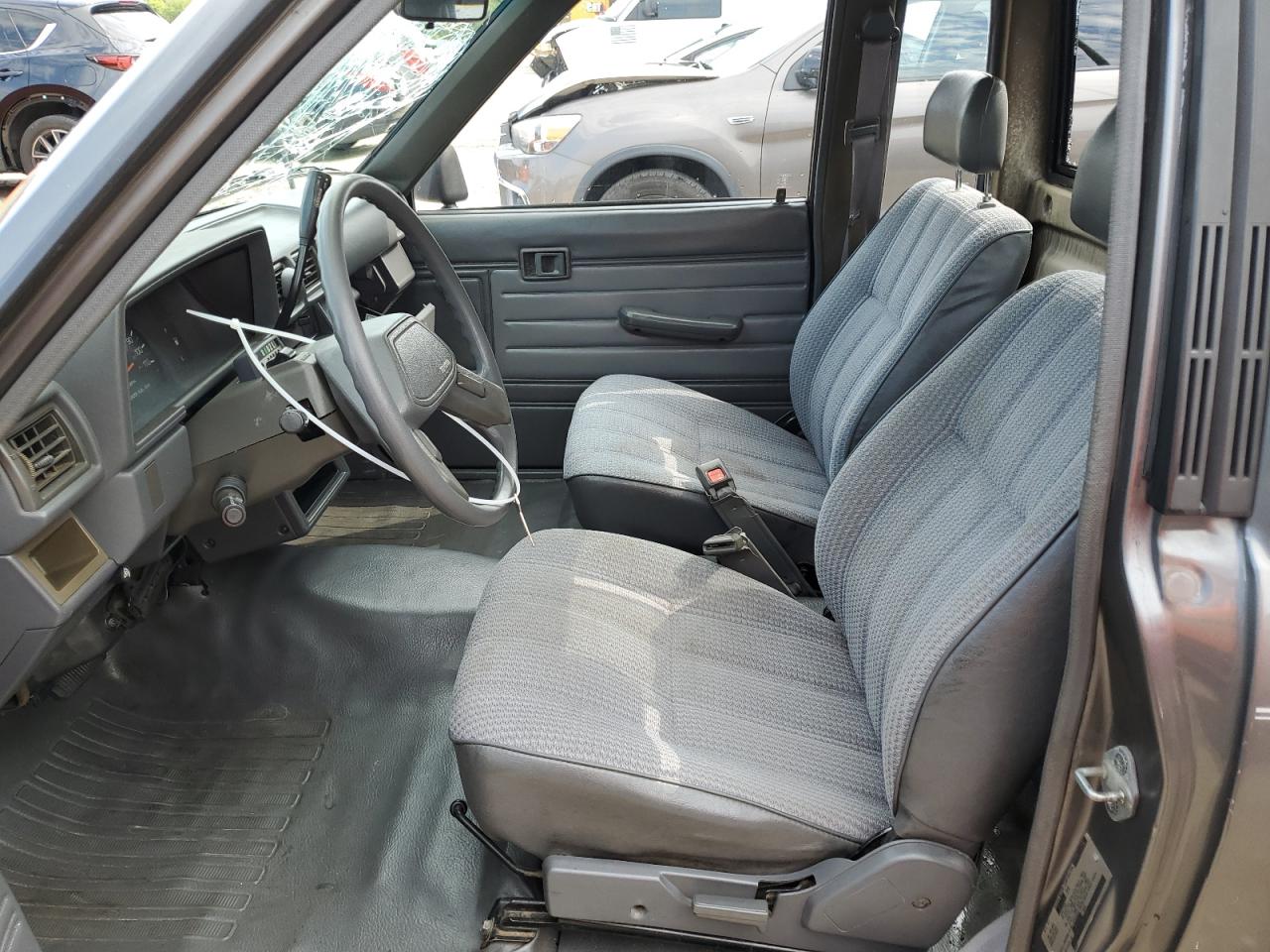 1988 Toyota Pickup Xtracab Rn70 Dlx VIN: JT4RN70P5J0054085 Lot: 55076634