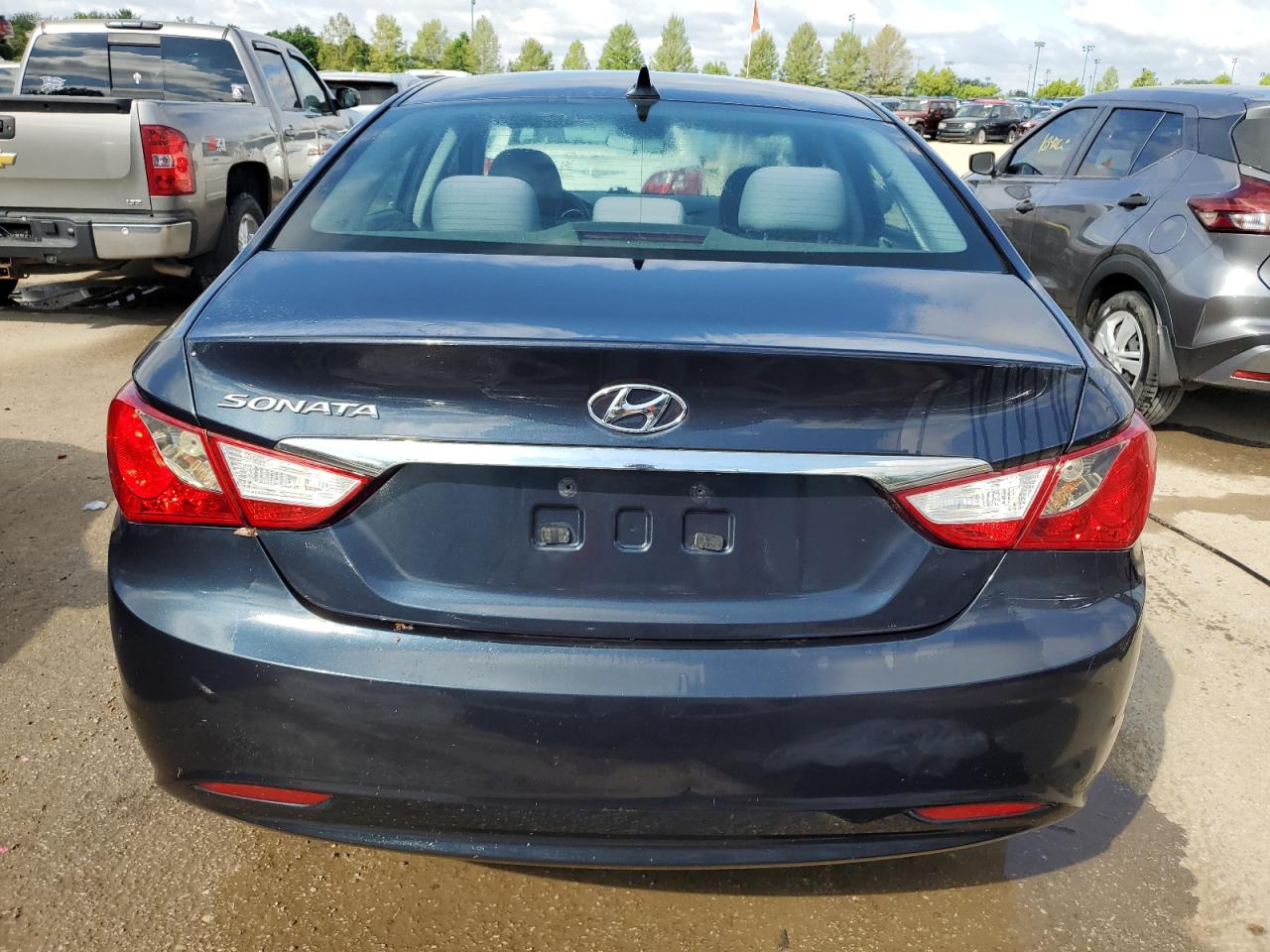 5NPEB4AC1BH174553 2011 Hyundai Sonata Gls