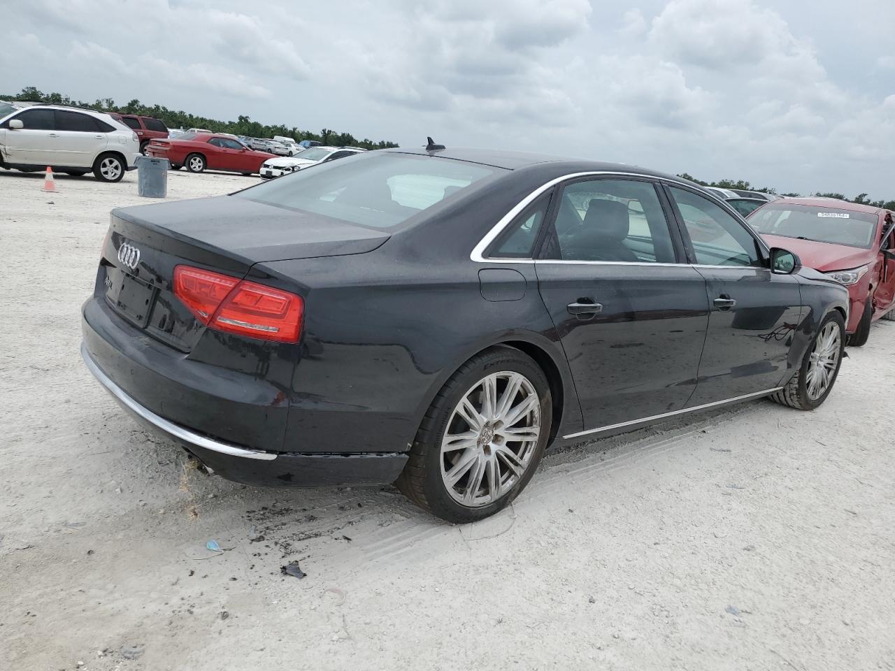 2014 Audi A8 L Quattro VIN: WAURGAFD2EN009910 Lot: 55098994