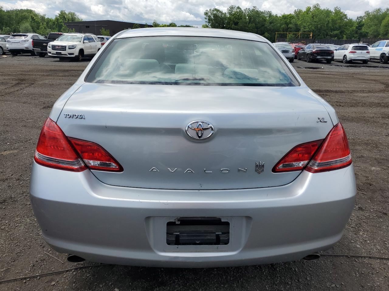 2005 Toyota Avalon Xl VIN: 4T1BK36B05U002551 Lot: 56914714