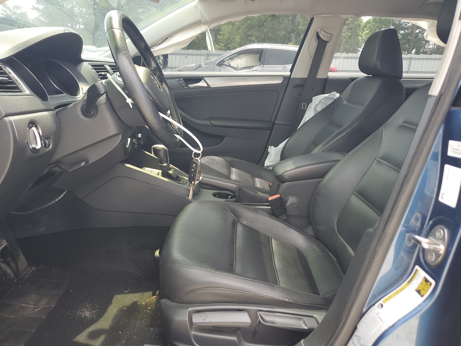 3VWDB7AJ5HM408981 2017 Volkswagen Jetta Se