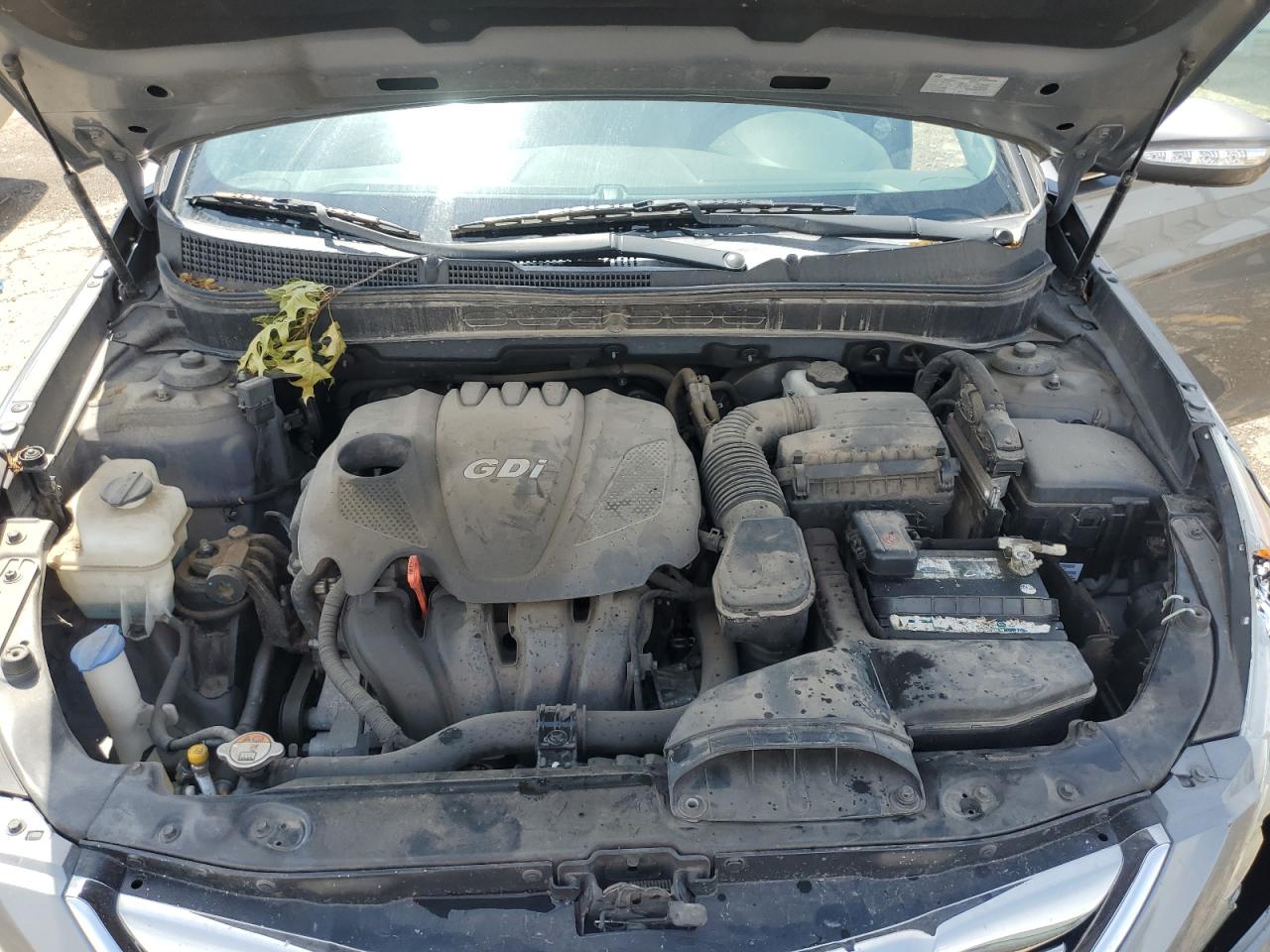 2013 Hyundai Sonata - Image 11