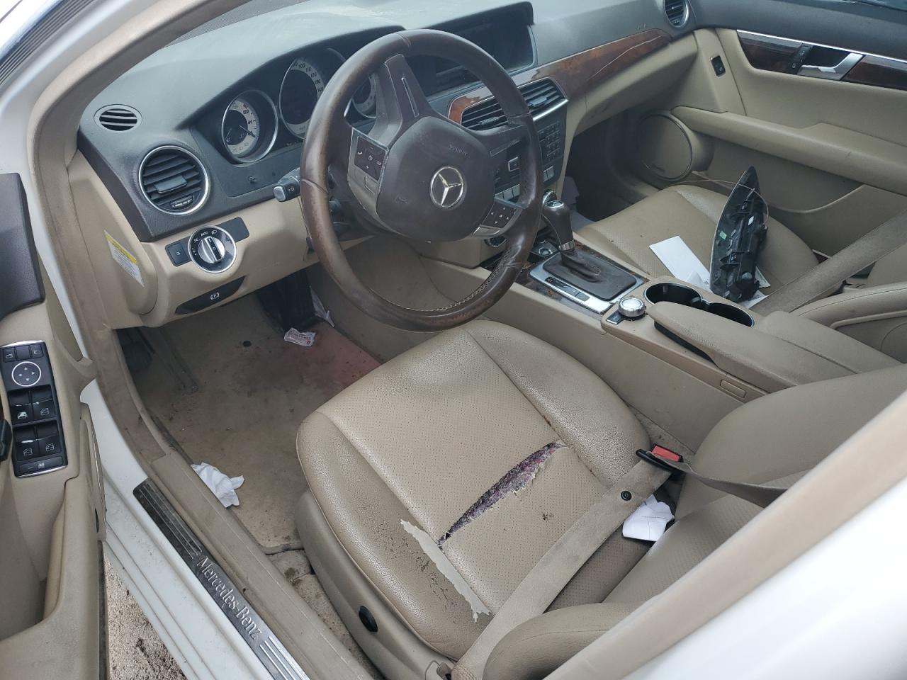 2013 Mercedes-Benz C 250 VIN: WDDGF4HB3DA800193 Lot: 53410914