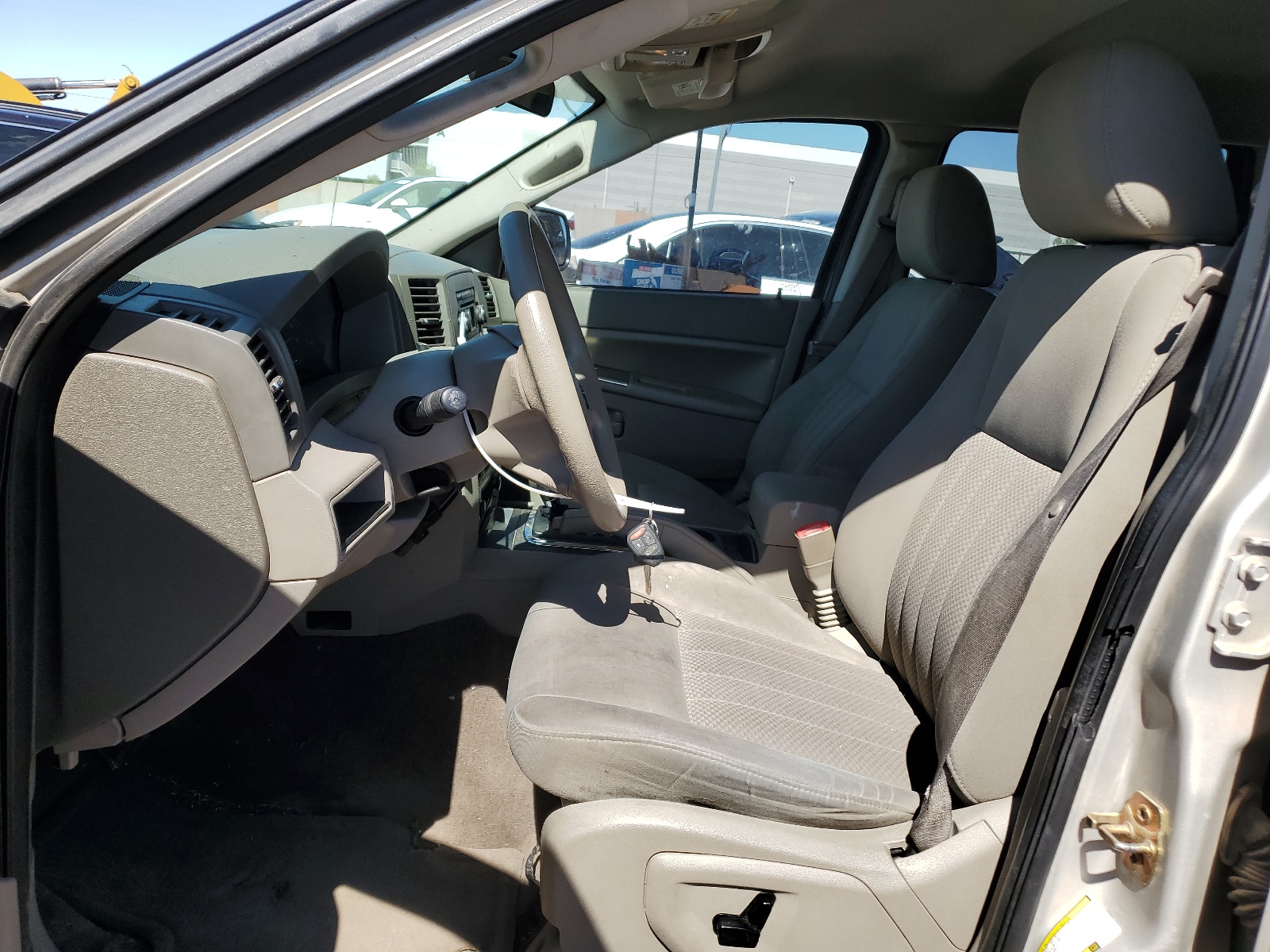 1J4HR48N66C358463 2006 Jeep Grand Cherokee Laredo