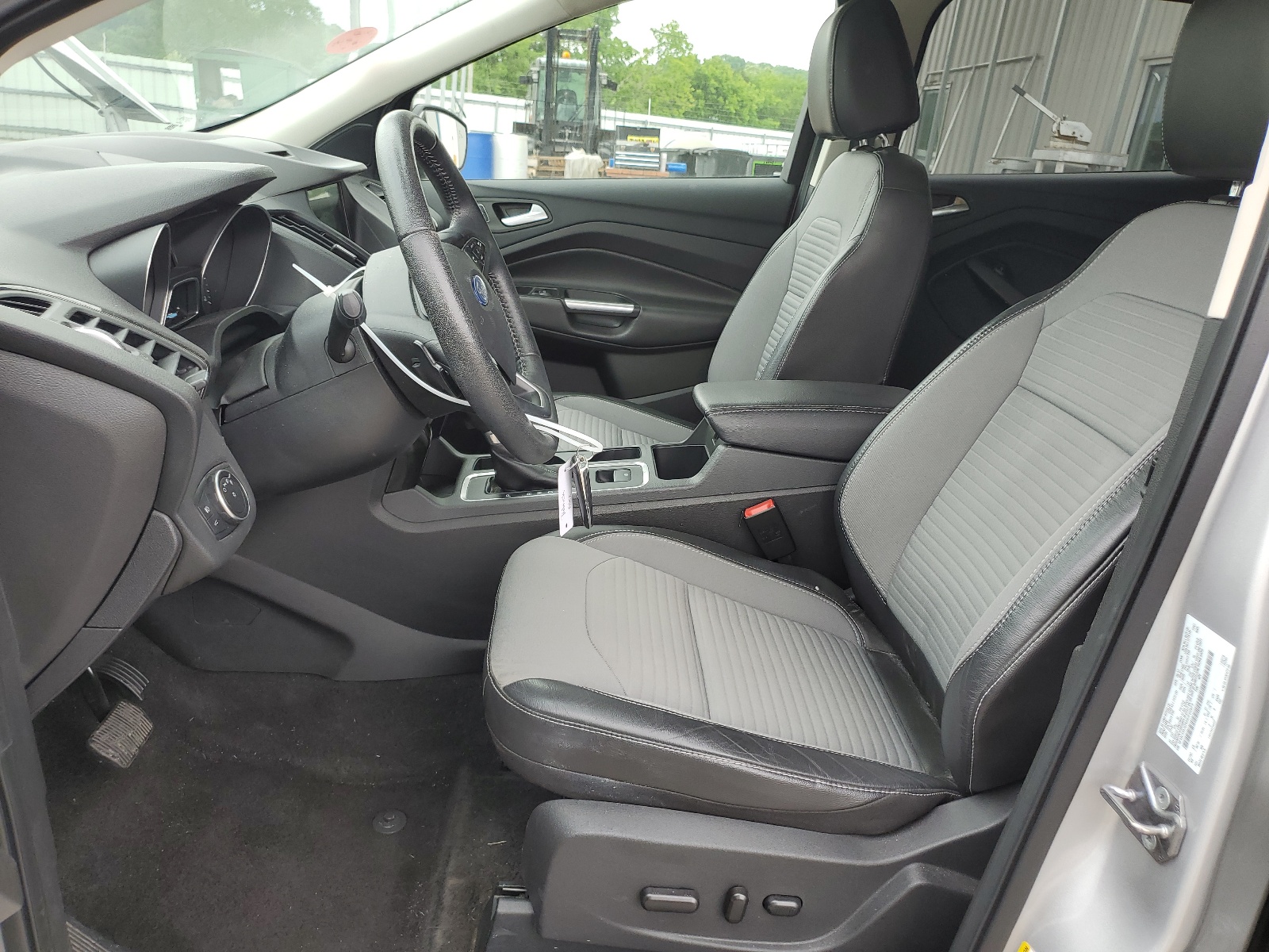 1FMCU0JDXHUF02873 2017 Ford Escape Titanium