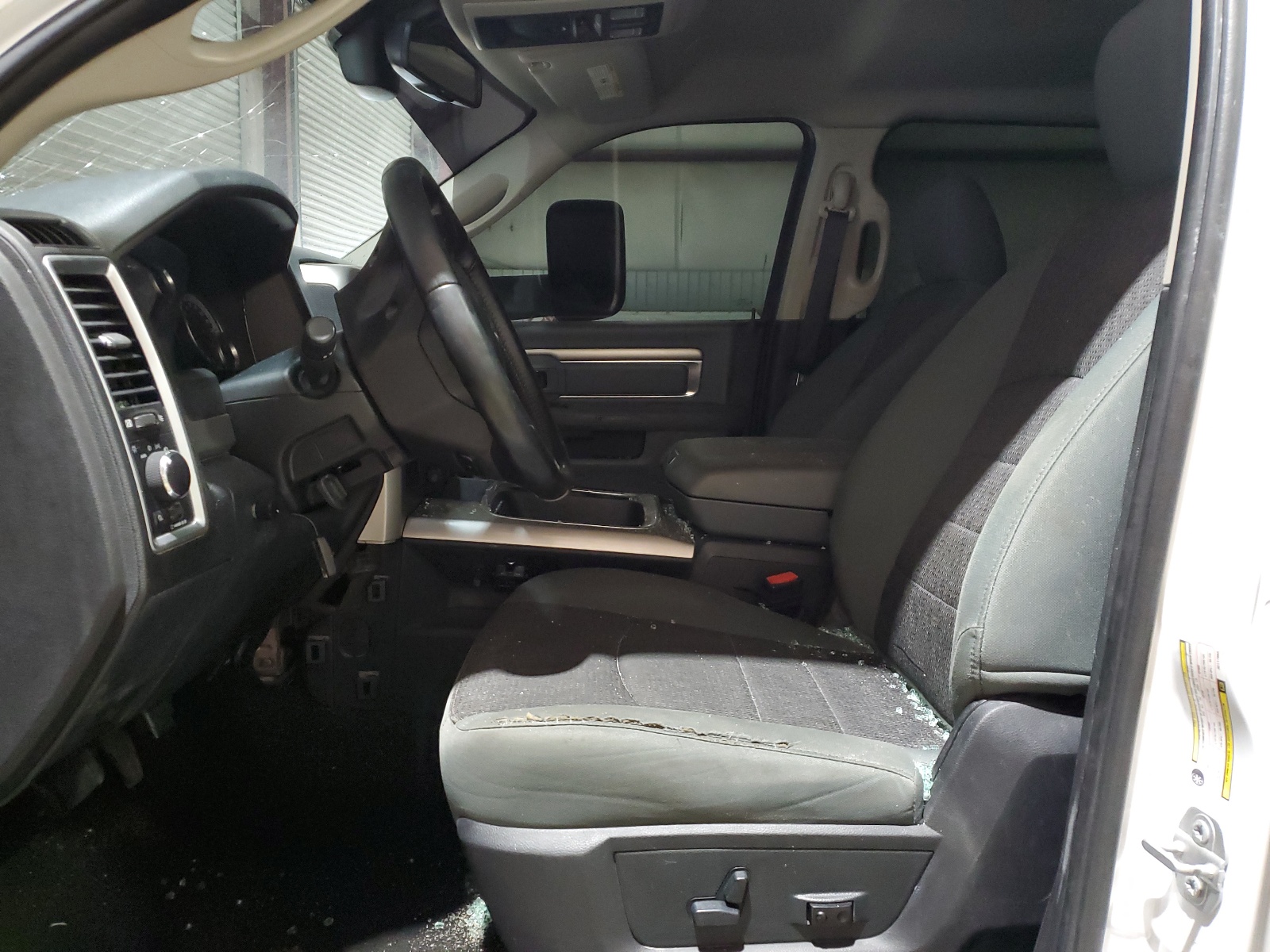 3C6UR5DL1JG117860 2018 Ram 2500 Slt