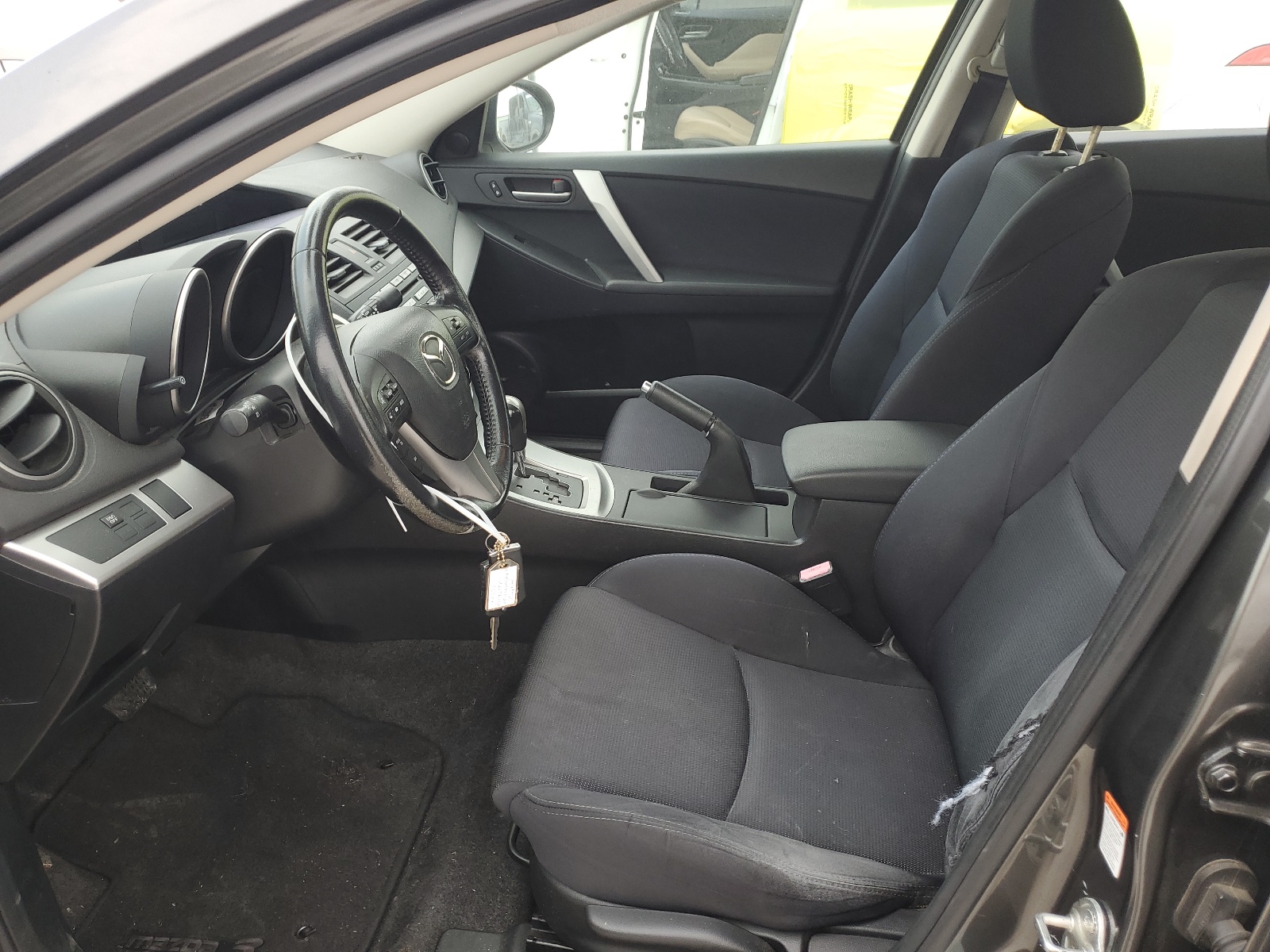 JM1BL1U57B1420069 2011 Mazda 3 S