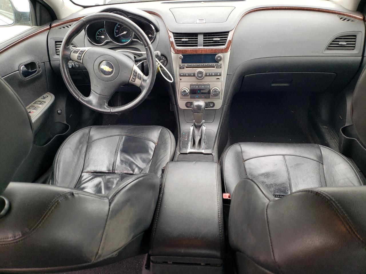 2011 Chevrolet Malibu - Image 8