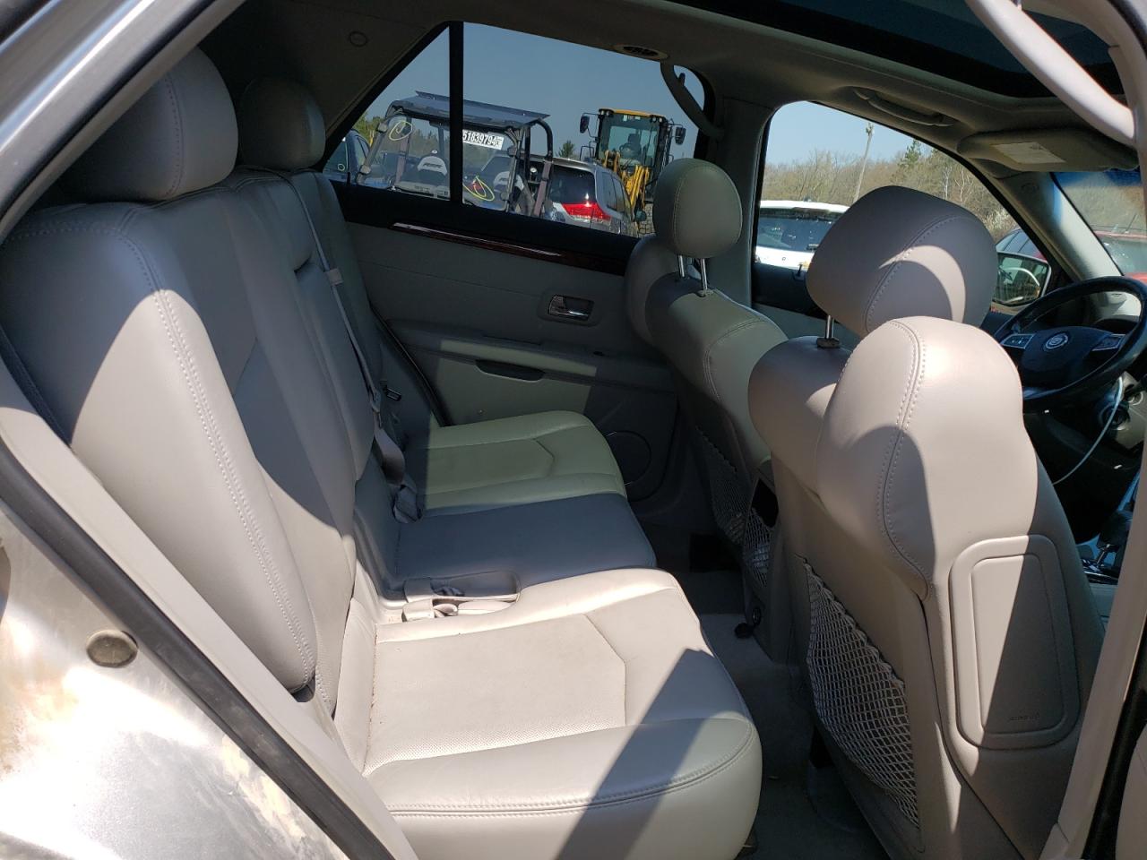 2008 Cadillac Srx VIN: 1GYEE637680107725 Lot: 53952444