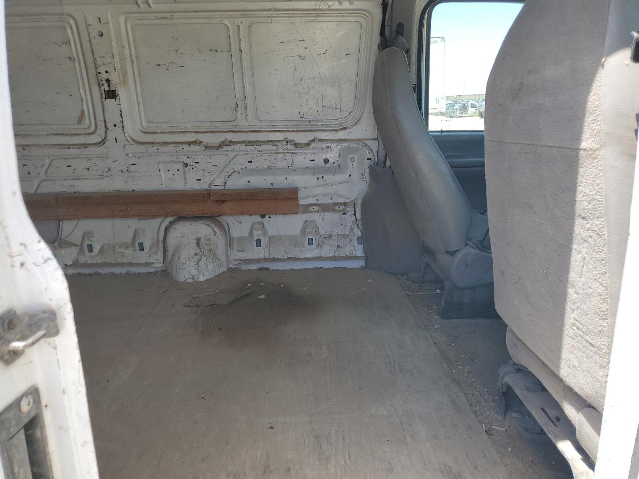 1999 Ford Econoline E350 Super Duty Van VIN: 1FTSS34S5XHC24814 Lot: 54658804