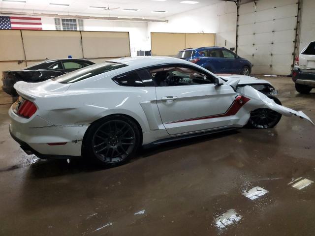  FORD MUSTANG 2015 Белый