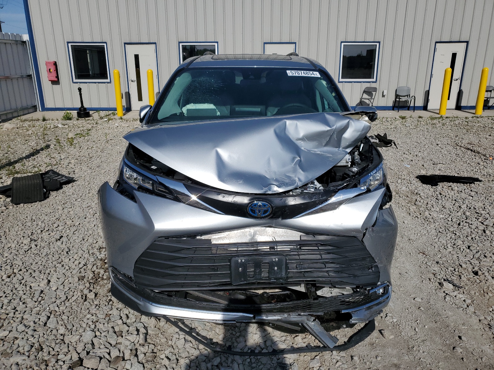 2022 Toyota Sienna Xle vin: 5TDYRKEC1NS114973