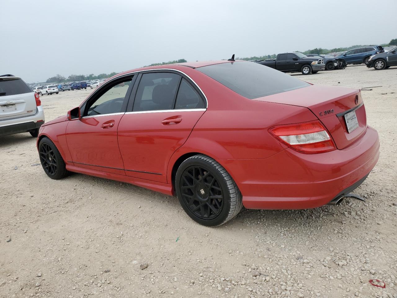 2010 Mercedes-Benz C 300 VIN: WDDGF5EB7AR105366 Lot: 53208084