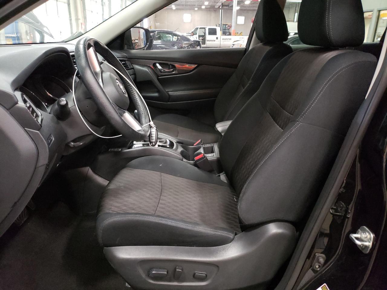 2019 Nissan Rogue S VIN: 5N1AT2MT8KC764882 Lot: 55561174